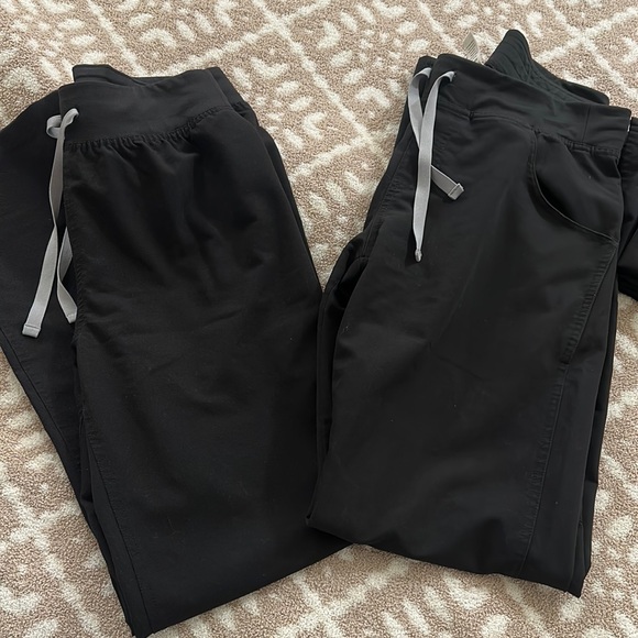 figs black scrubs size S - Picture 3 of 6